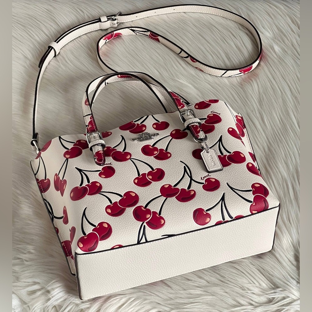 CY695 - Coach Mollie Tote Bag 25 With Cherry Print - Picture 5 of 16